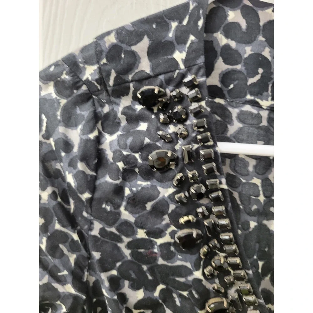 Michael Kors Womens Blouse Size XS Animal Print, Beaded Bodice, 3/4 Sleeve EUC